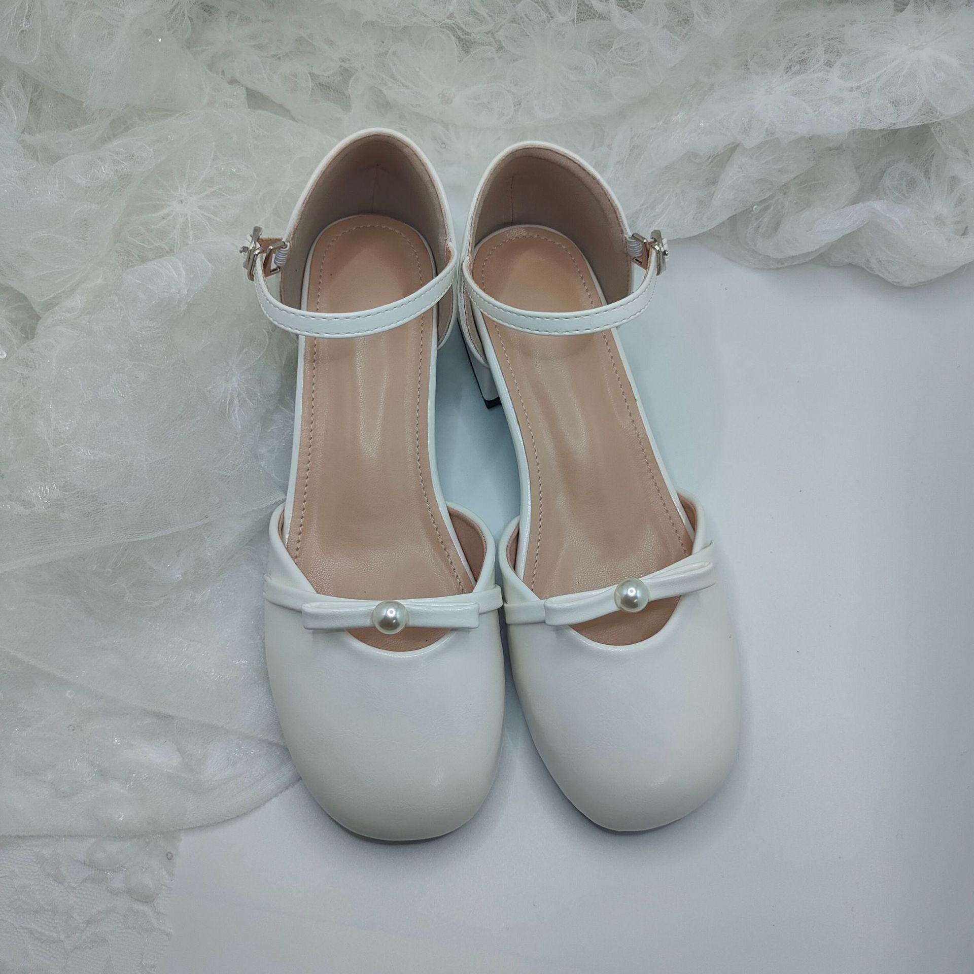 Autumn women's thick heel bow round toe flats